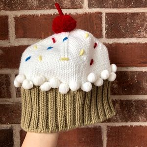 Cupcake beanie